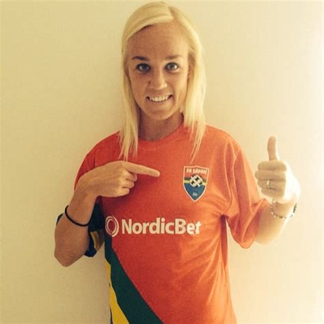 Caroline Seger - Hot Sports Girls