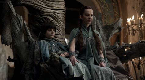 'breastfeeding a raven is the weirdest thing i've had to. Lysa & Robin - Game of Thrones Photo (21930343) - Fanpop