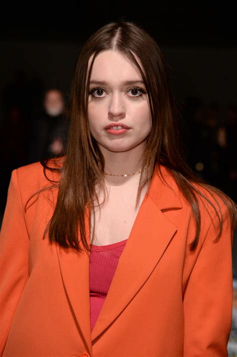 Aimee lou wood (born 2 november 1995) is a british actress. Aimee Lou Wood - House of Holland Fashion Show, London ...