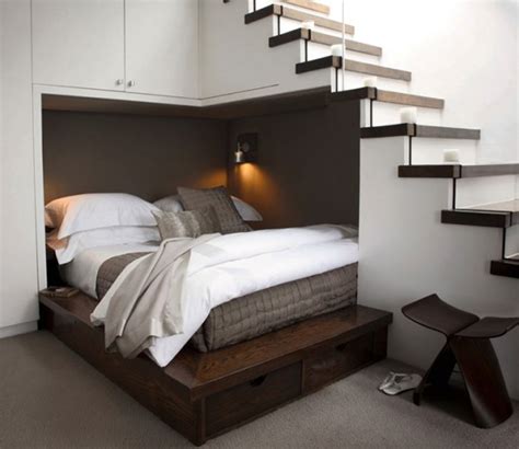 I have come across so many ways of using hanging rods as storage to save space in a small room. 20+ Ideas Of Space Saving Beds For Small Rooms ...