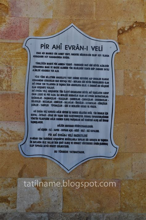 Tarihî bir hüviyete sahip bulunmasına rağmen gerçek kişiliği menkıbeler içinde kaybolmuştur. Amatör Gezgin'in gezi notları...: Ahi Evran Camii ve ...