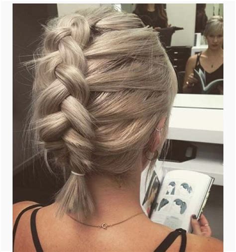 A ponytail hairstyle is essentially a hairstyle wherein the hair is allowed to grow long as well as separated into two different parts and then they are connected through a knot present on the head. Pin by Alexa on Hair | Braids for short hair, Short hair ...