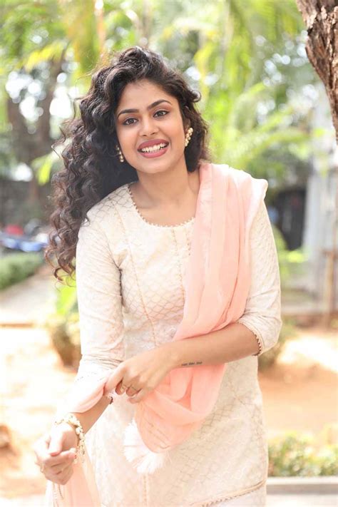 Jathi ratnalu jaathi ratnalu gif. Faria Abdullah stills at Jathi Ratnalu Press Meet - South ...