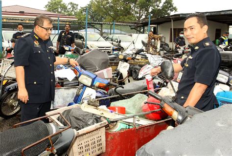 Specific federal and state government agencies that are available at utc johor: DIALOG RAKYAT: 71 warga asing langgar Akta JPJ