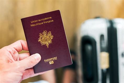 Durée de validité d'un passeport : pour les adultes et les enfants