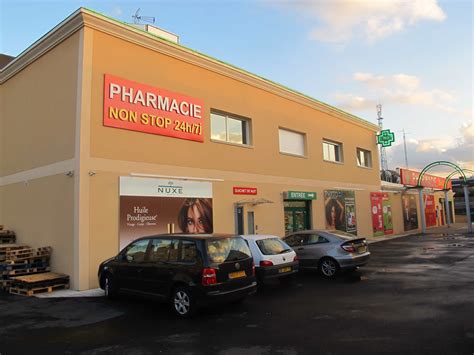 Ti smještaji imaju visoke ocjene u pogledu lokacije, čistoće i drugih kriterija. Pharmacie de la Gare à ROISSY EN BRIE - Accueil
