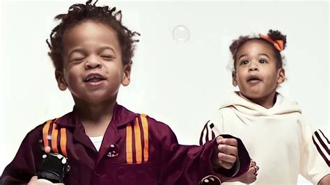Beyoncé just shared the first photos of her twins. Trending so far: Beyoncé shares unseen footage of twins ...