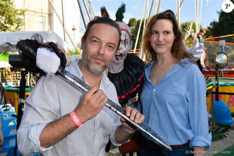 Je m'en suis sorti avec des bleus partout du côté gauche de mon corps, une oreille. Patrick Mille et sa femme Justine Lévy - Ouverture de la ...