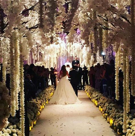 Abito da sposa givenchy meghan markle. Matrimoni vip: gli abiti da sposa più belli del 2015 - D ...