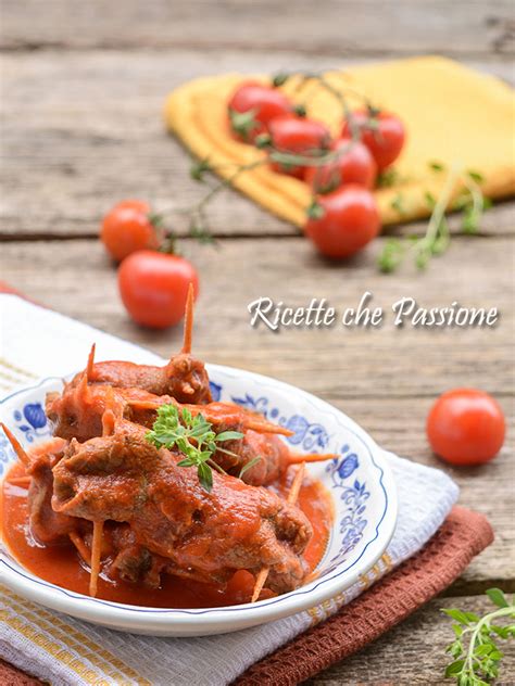 Involtini di carne al sugo. Involtini di carne al sugo - Involtini pugliesi - Ricette ...