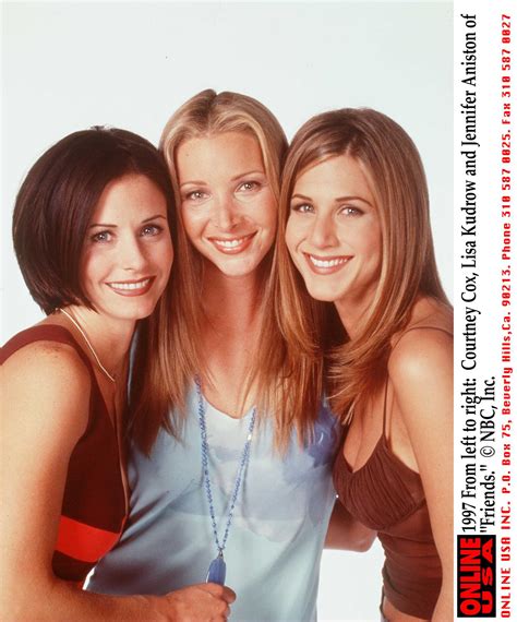 Courteney cox was born the youngest of four children to an affluent suburban birmingham courteney cox explained to ellen why her relationship with her rocker boyfriend johnny mcdaid of. Was ist mit der Besetzung von 'Friends' vor 16 Jahren und ...