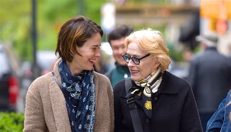 Sarah paulson is taking a look back at her work on the american horror story series and she revealed the one season she didn't want to do. Sarah Paulson Ex Wife / Sarah Paulson Puts On Loved Up ...