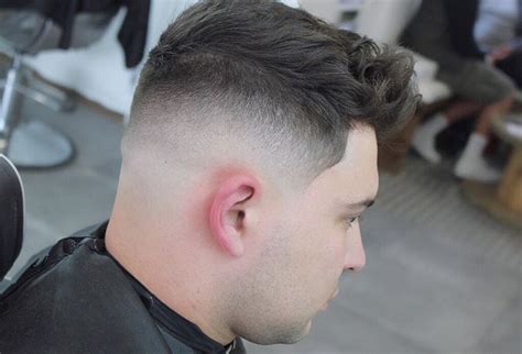 We have found 20 fabulous high fade hairstyles for men that are very much in trend these days. 10-messy-quiff-with-high-fade - StyleMann