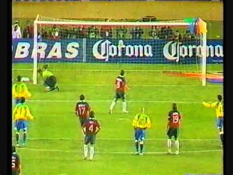 The copa américa is the oldest football competition of national teams in the world. Copa América 2004 - Resumen Brasil vs Chile - YouTube