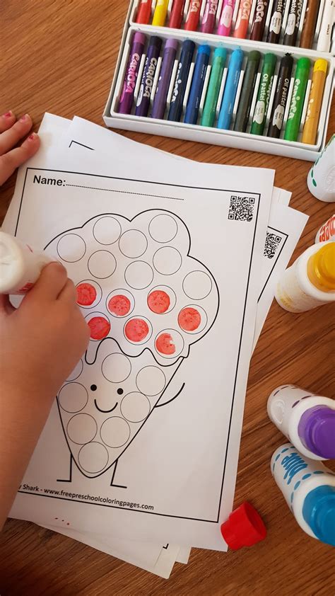 Toddlers can practice counting, one to one correspondence. Summer Dot Markers Activity | Dot marker activities, Dot ...
