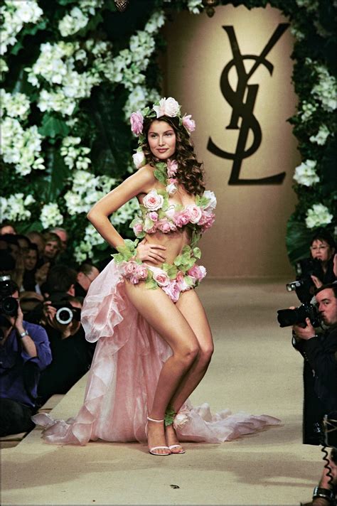 « je ne peux pas me contenter d'être une image ». We still remember this one: Laetitia Casta for Yves Saint Laurent in the finalé wedding dress ...