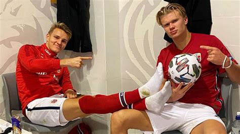 Erling braut haaland legger et visst press på lagkaptein martin ødegaard før møtene med luxembourg og hellas. La conexión Ödegaard-Haaland ilusiona al madridismo