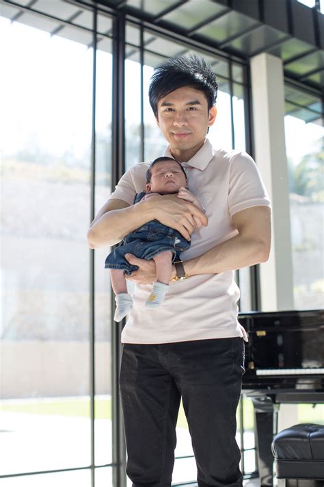 Thủy tiên bộc bạch thêm: Index of /private_files/Thuy-Tien-1st-new-born-with-Dan ...