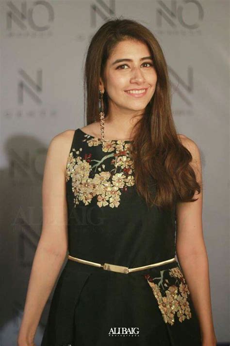 This text will make her day. Her smile is so sweet masha allah 🌹😊 | Bollywood fashion ...