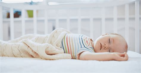 Your baby deserves nothing but the best when it comes to safe sleeping. The Best Baby Crib Mattress: A Quick Guide - Behind the ...