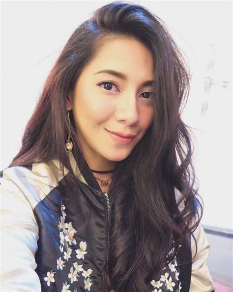 Dinda kirana sukmawati, known as dinda kirana (born april 30, 1995) is an indonesian actress and singer. Profil dan Biodata Dinda Kirana Lengkap dengan Foto Terbaru