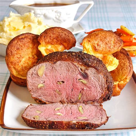 So if you're looking for something fancy to make for christmas dinner or a holiday get together not only does prime rib feed a lot of people, but it also takes little effort to make and is a wholly. Prime Rib Meal Menu : 4 Weeknight Dinner Ideas And A Prime ...