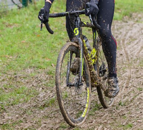 Livestreams, event info, race results, tv schedules, bike reviews and much more. cyclo-cross-boue | CommeUnVelo