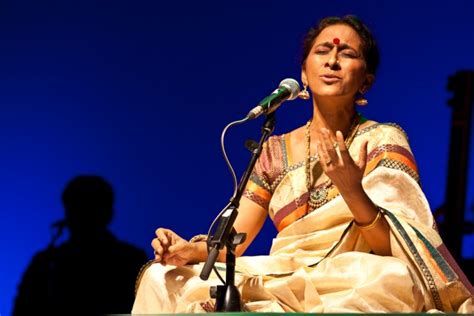Carnatic music artists and the singer bombay jayashri is the finest musician in the south indian. Bombay Jayashree : The Classic Touch