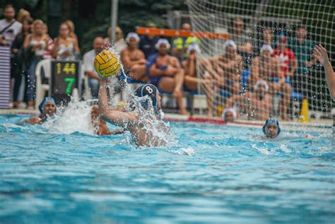 Egy extraliga és két magyar kupa mérkőzést játszottak le csütörtökön. Férfi vízilabda Magyar Kupa: legyőzte a Debrecent a Szeged a vízilabda Magyar Kupa harmadik ...