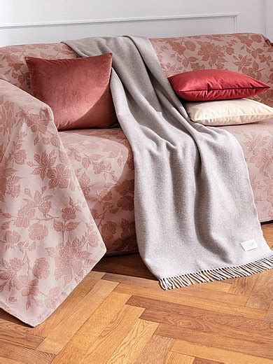 Now $82 (was $̶1̶1̶3̶) on tripadvisor: Peter Hahn - Überwurf für Sofa u. Bett ca. 250x270 cm ...