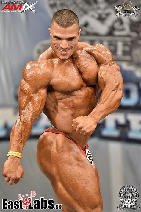 Possibly the biggest bodybuilder ever, pound for pound. Worldwide Bodybuilders: Egyptian bull Hassan Mustafa