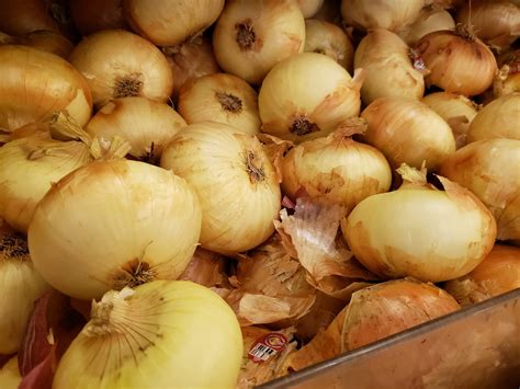 From The Norwalk Hour: Sweet Vidalia Onions are in Season | Frank's Feast