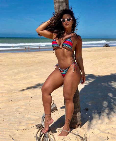 View complete tapology profile, bio, rankings, photos, news. Viviane Araújo fala sobre Belo: "Prefiro esquecer essa ...