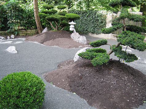 Ein kleiner innenhof in der stadt bekommt einen zweiten sitzplatz. Gestaltungsideen - Garten Endlich