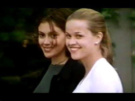 Mark wahlberg, reese witherspoon, william petersen, alyssa milano u.a. Fear - Wenn Liebe Angst macht - Trailer (1996) - YouTube