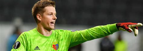 59 of these games were in the nationalliga a, five in the swiss cup, six in the champions league, nine in the uefa europa league and 13 were friendly games. FCB-Goalie Jonas Omlin zum Medizincheck beim neuen Klub