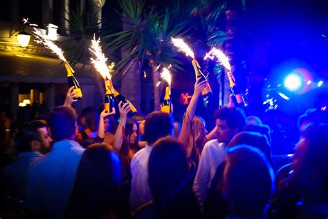 Fr elle avait rencontré orlin orlinov lors d'une soirée dans un boite de nuit de sofia. Boites de nuit à Valencia - Réservez vos tables et entrées dans les plus beaux clubs