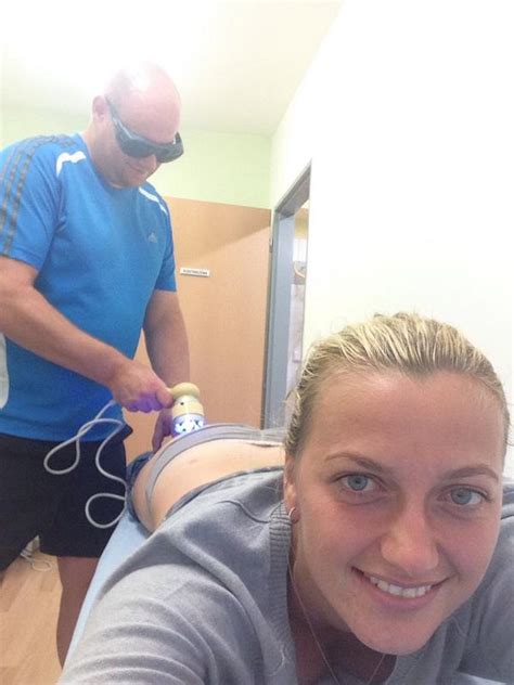 Úspěšná tenistka petra kvitová (28) je ve skvělé formě. Petra Kvitova on Twitter: "Some laser treatment on my leg ...