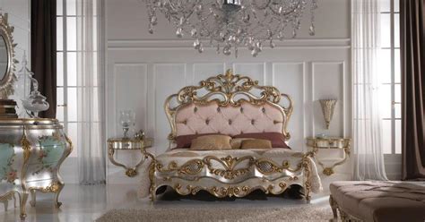 Linear silver pulls and a grained, ash gray finish give the bush furniture somerset 4 drawer bedroom chest an airy feel. » Gold And Silver Gold Leaf Bedroom FurnitureTop and Best ...