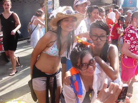 See prize distribution, attending teams, brackets and much more! Camille's Samui Info blog: Songkran 2011 on Koh Samui