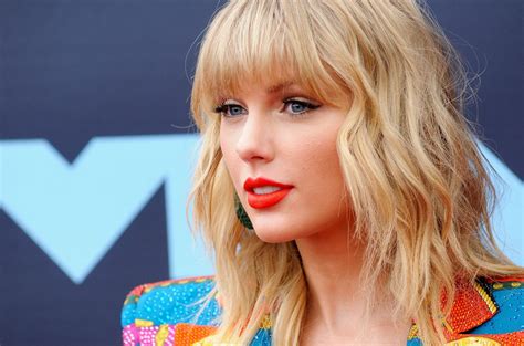 All about music genre news. Kumpulan Lagu Taylor Swift yang Tak Kalah Enak Dari Lagu Shake It Off | Berita Musik Terbaru ...