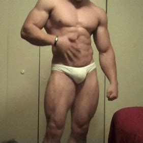 Muscular hung euro amateur jerksoff outdoors. gay sex gesucht