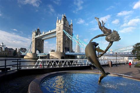 For specific inquiries, we recommend calling ahead to confirm. Hotel Park Plaza Riverbank London