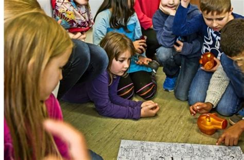 Lokalisieren sie den nächsten geldautomaten der bw bank in augsburg und finden sie ausführliche kontaktdaten aller filialen in ihrer region. Das StZ-Projekt Zeitung in der Grundschule: Wenn das Leben ...