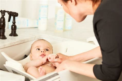 When bathing a baby in a sink, make sure you can sit or stand comfortably at a height that allows you to hold the baby securely and be careful that the get a baby basin tub. Puj Tub vs Puj Flyte: Best Baby Bathtub for a Sink (2021 ...