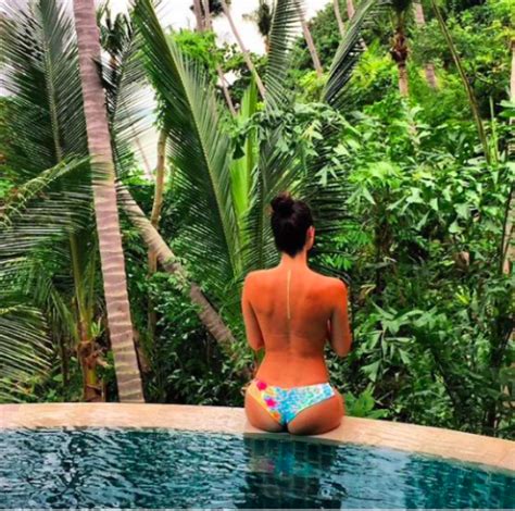 It's one of the main reasons i was. Pic: Amanda Dufner Deletes Topless Pool Photo On Instagram ...