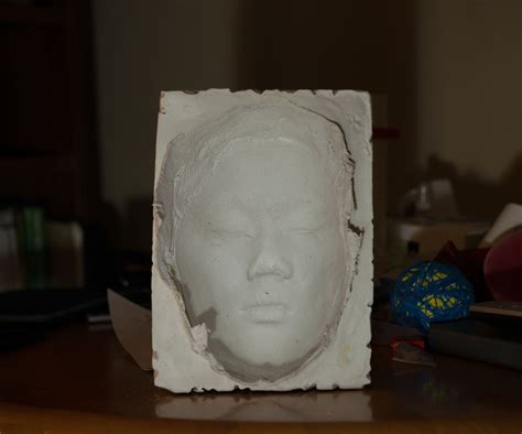 The hollow face illusion is created by taking a inverted mold of a sculpture. DIY Hollow Face Illusion! (With images) | Face illusions ...