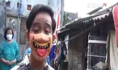 Andi heran kenapa mereka bisa tahu ibunya masuk kerja siang dan kenapa ada dua mobil yang datang. Sawan Fibrosis: Nepotisme - Amerika Serikat Vs Negara Nganu
