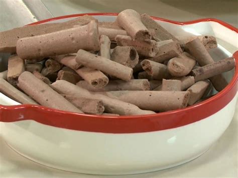 Receita de torta mousse de chocolate cremosa feita com ovos, chocolate em pó nestlé dois frades, chocolate nestlé classic mousse. Merengue de Cacao con Mousse de Chocolate | Receta ...