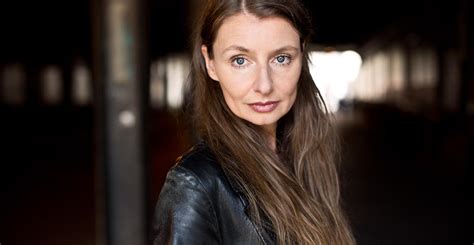 Un poco de su vida: Carolin Stähler - SHORTLIST - AGENTUR FÜR SCHAUSPIELER